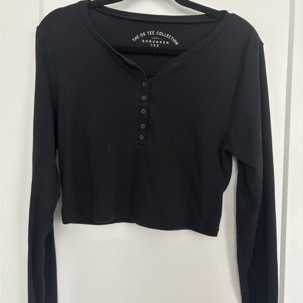 Women's Black Long Sleeve Top